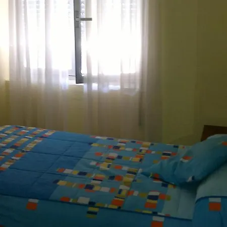 Residencia Delfin Affittacamere