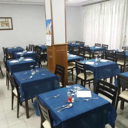 Residencia Delfin Affittacamere